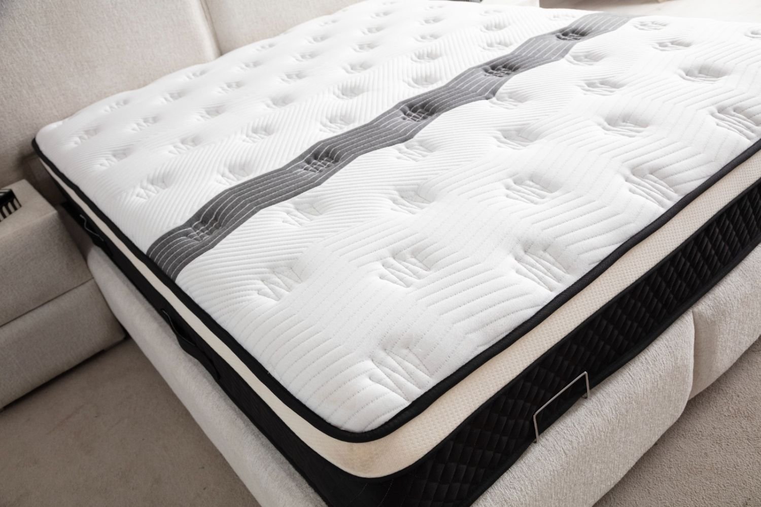 Lit Coffre Maya Blanc Casse- Chenille - Image 2