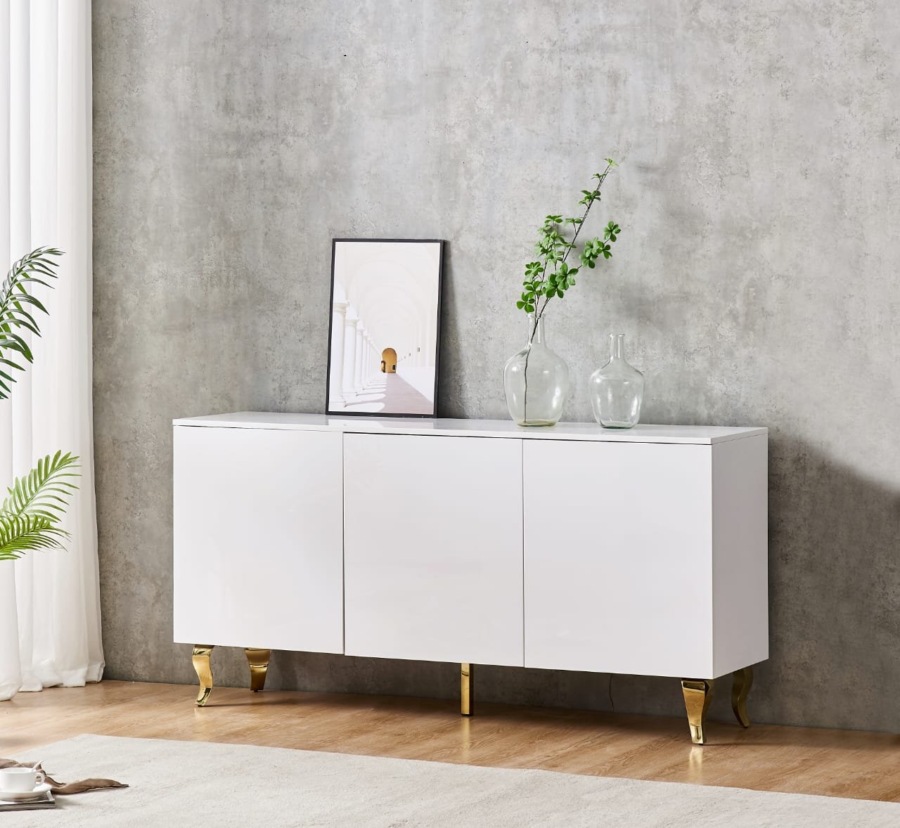 Buffet Baroque Laqué Blanc avec Pieds Dorés en Acier – Image 2